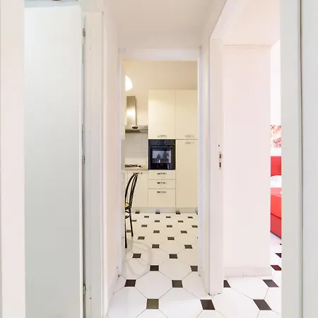 Apartment, 500m To The Sandy Apartment *
