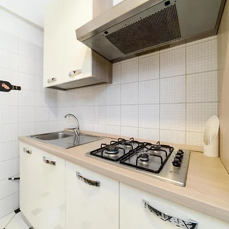 Apartment, 500m To The Sandy Apartment Sorrento