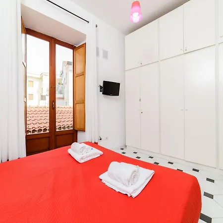 Apartment, 500m To The Sandy Sorrento