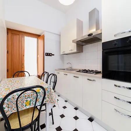 Apartment, 500m To The Sandy