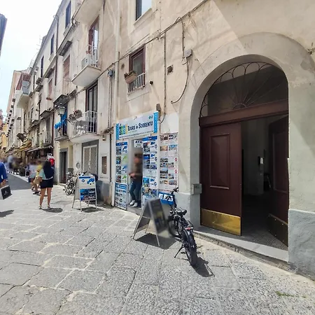 Apartment, 500m To The Sandy Sorrento